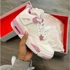 _sneakerqueen